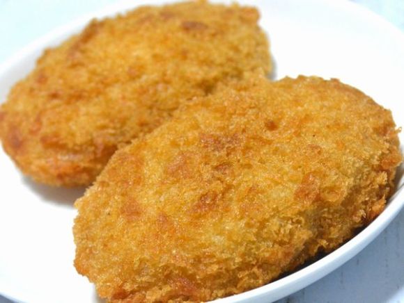 大盛焼きそば＆コロッケドック沖縄ファミリーマート