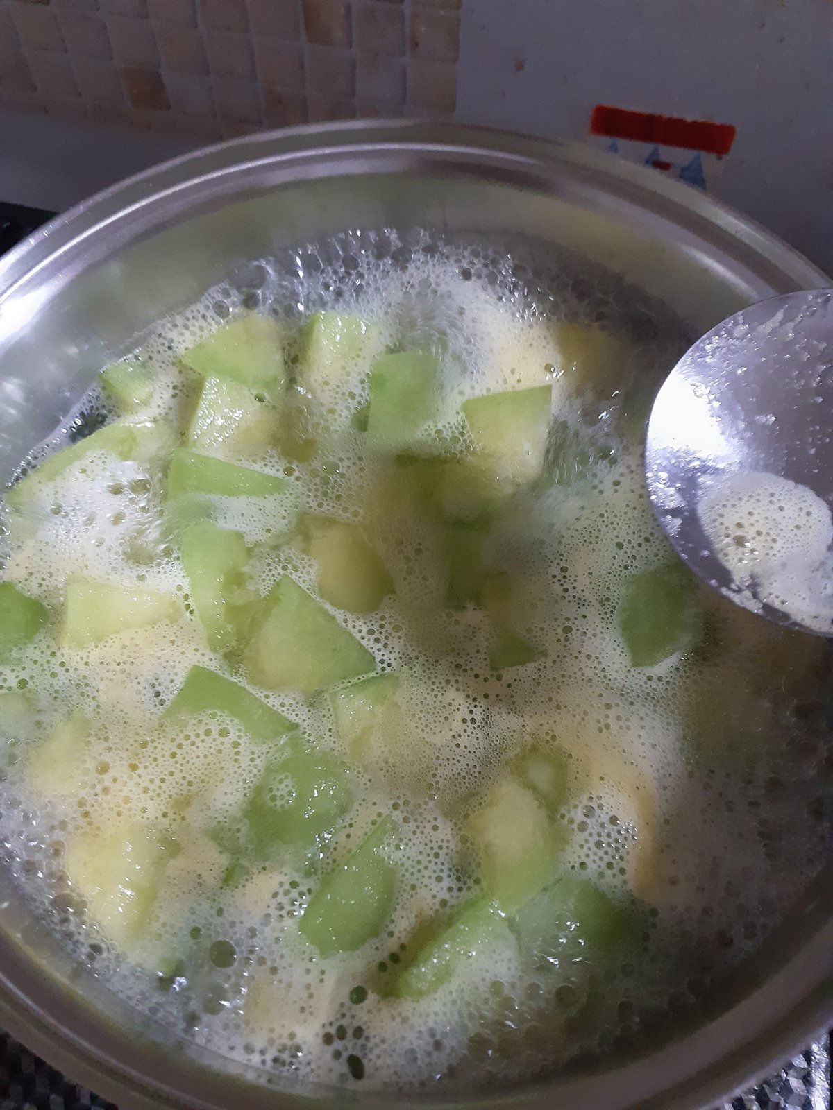 とろける美味しさ♪メロンのコンポート