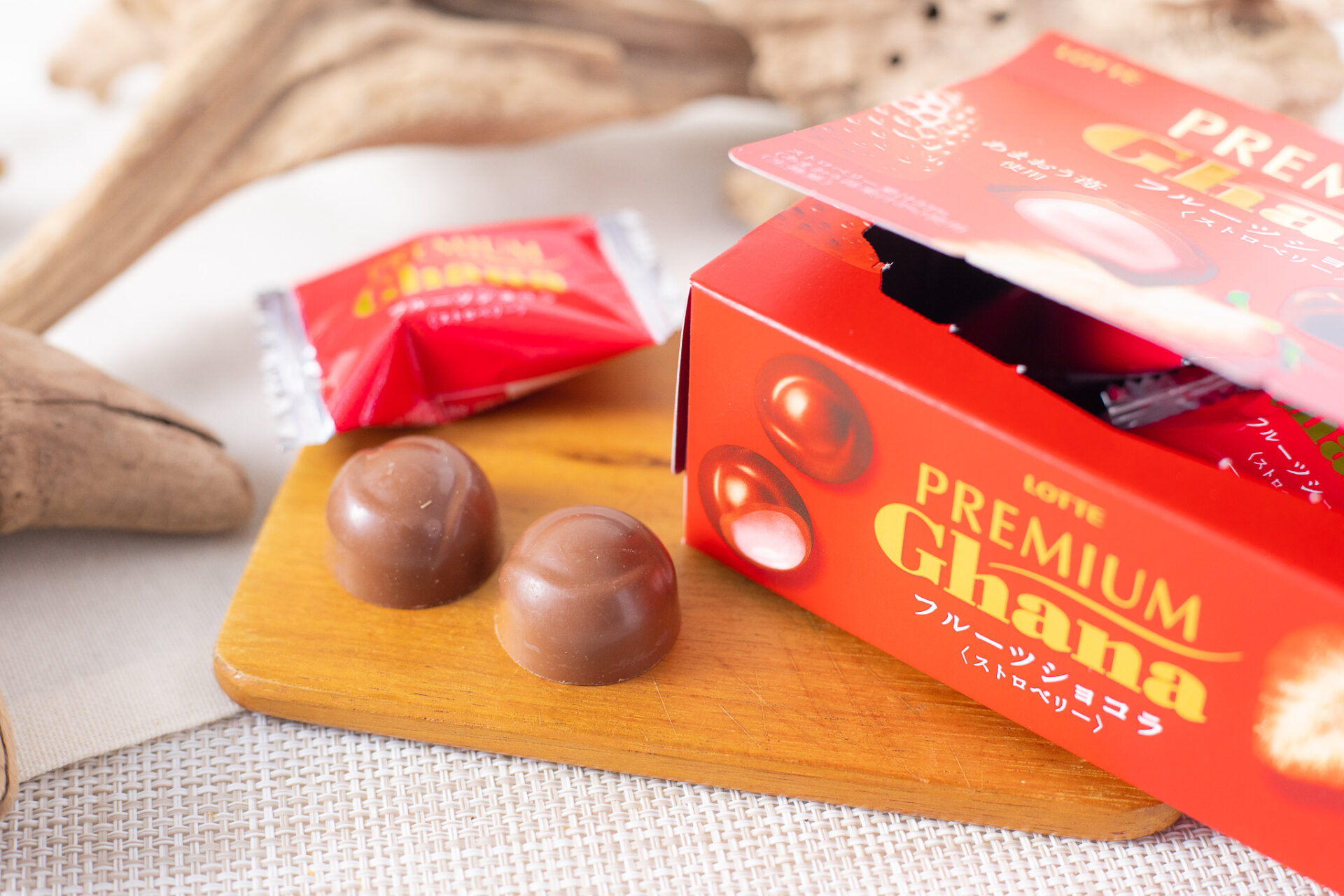 〇ロッテ〇ガーナ〇ピンクチョコレート〇ストロベリー 苺〇