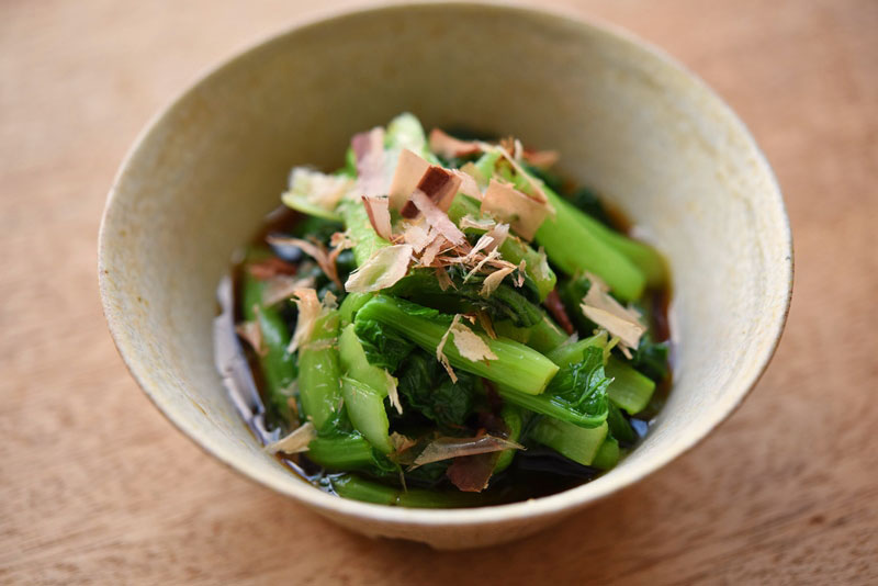 玉ねぎとピーマンの甘辛そぼろ煮&小松菜とツナのピリ辛和えシロンの簡単レシピ