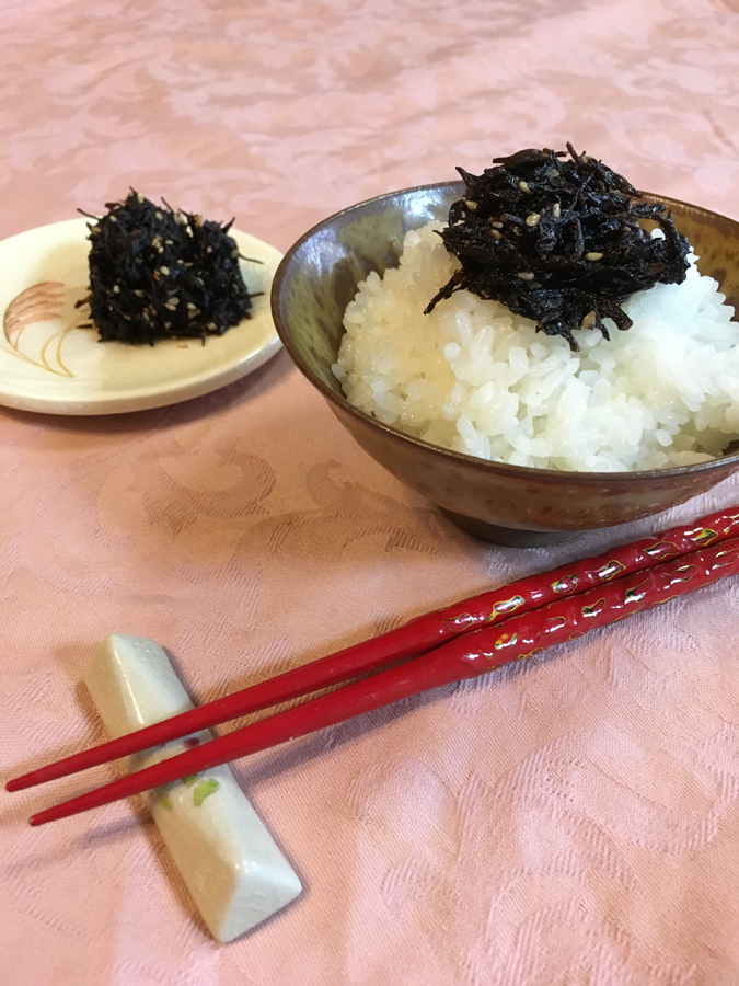 枝豆しそひじきおにぎりきょうも家呑み 多国籍ご飯