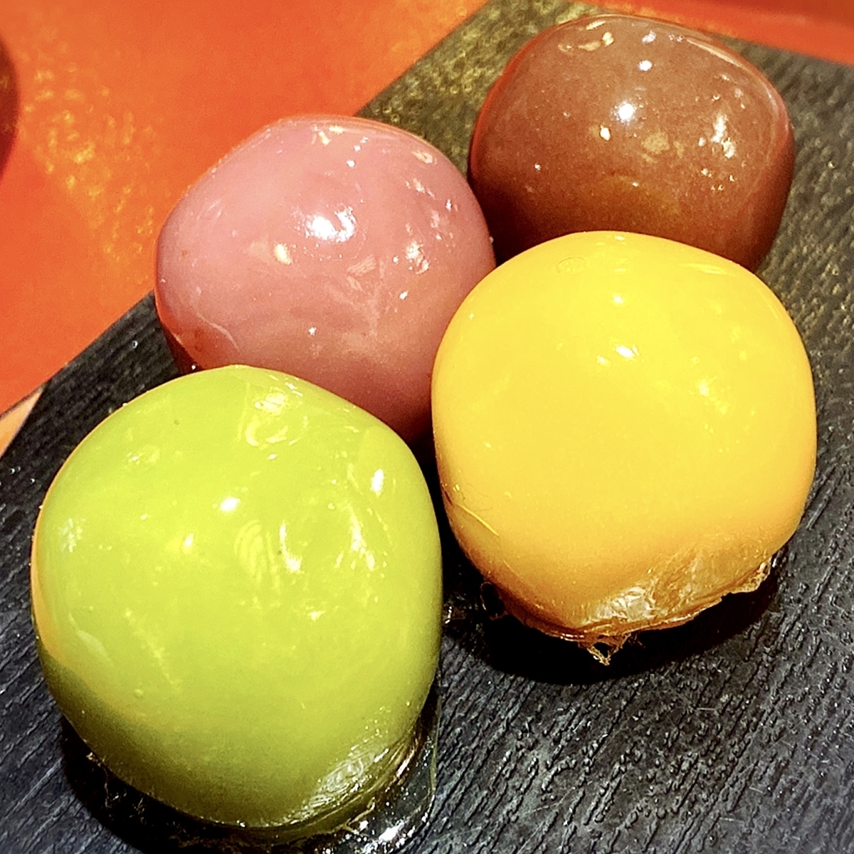 浅草のインスタ映えする食べ歩きグルメ・スイーツ10選！仲見世通りで楽しむかわいいカフェや写真映えの撮影コツも紹介浅草着物レンタル花乃和服