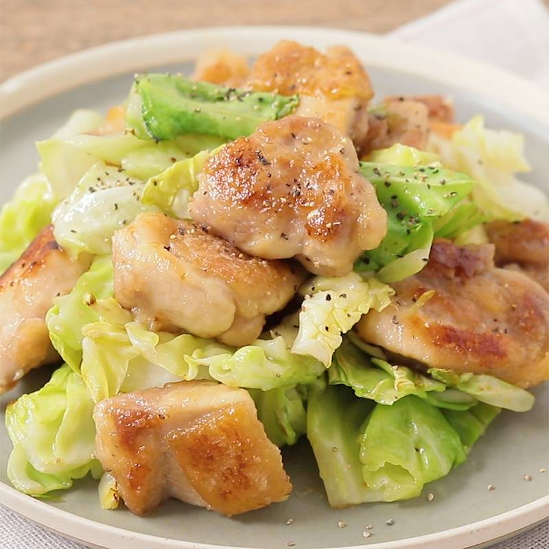 白菜で簡単！鶏だし蒸し鍋