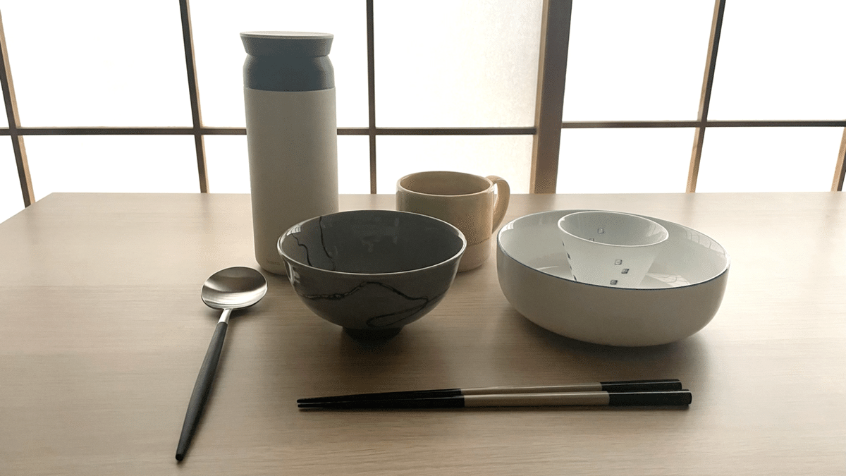 物を持たないミニマリストが提案する食器収納法サンキュ