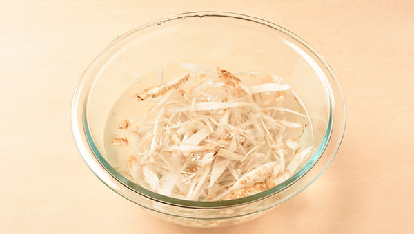 ごぼうの保存方法 常温・冷蔵・冷凍の使い分けは？ おいしいごぼうの見分け方も！季節の食材のHOW TOアマノフーズ公式ブランドサイト