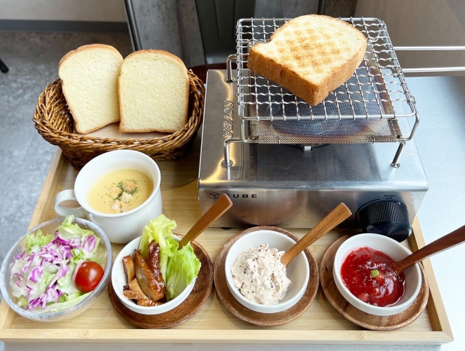 緊急時も安心！小倉駅周辺の無料で充電できる電源カフェPathee パシー