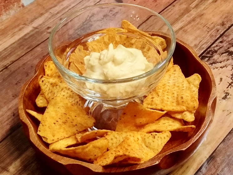 フムス」の食べ方は?業務スーパーで気軽に中東気分!フムスのアレンジレシピを紹介