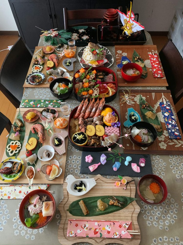 おせち作りのスケジュール徹底解説！作り始めのタイミングと保存方法まとめ - 冠婚葬祭ラボ