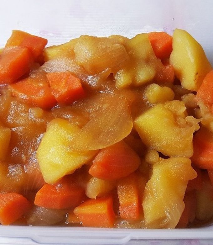 じゃがいも、春菊、にんじんのだし煮