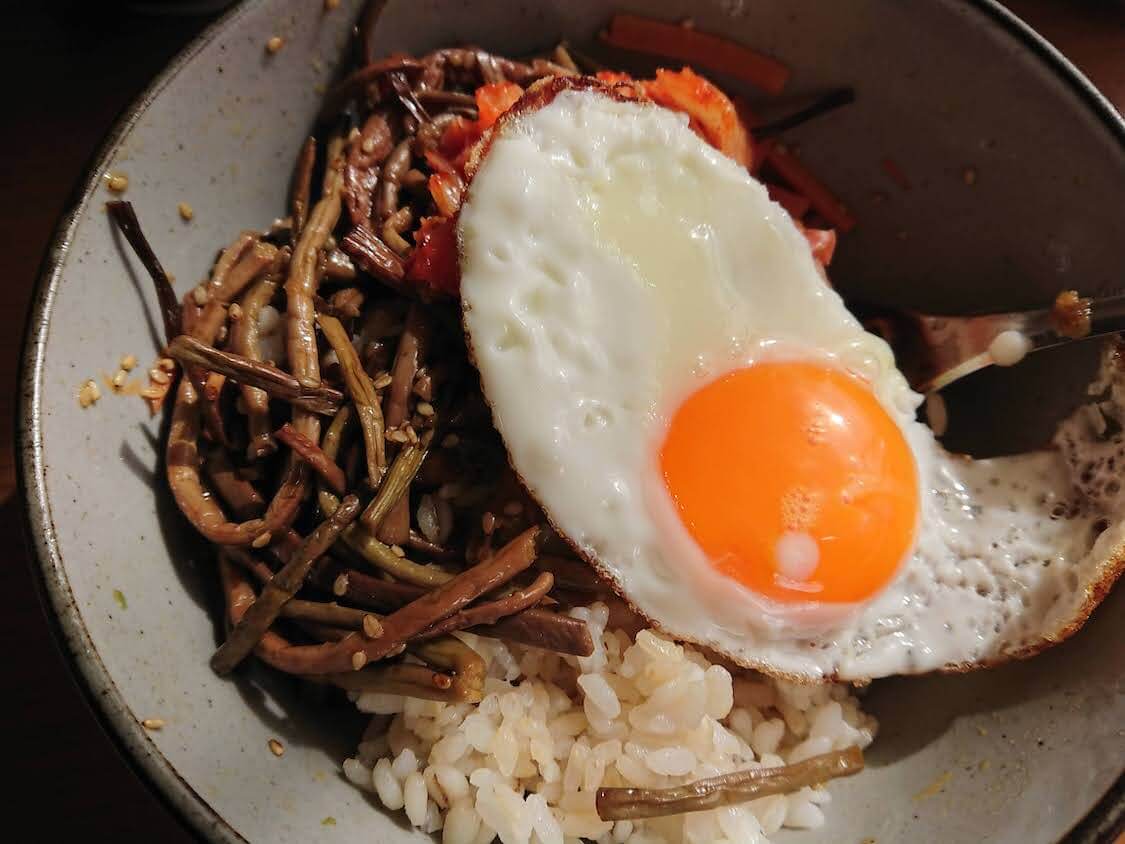 基本からアレンジまで！思わずつくりたくなる「キンパ 人参ナムル」のレシピ集クックパッド