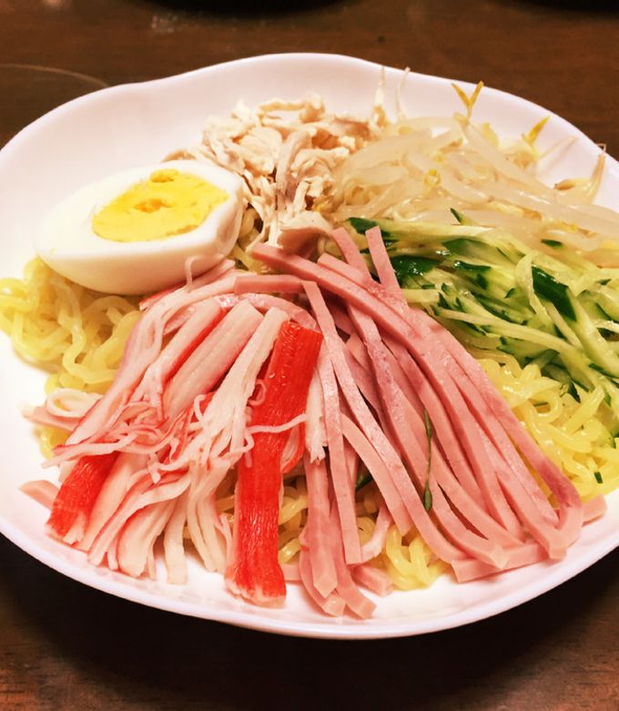 簡単と思ったら「🥢」ってコメントしてね☺️, @kei_recipe ◀︎他の投稿はこちらから, 家でできる自家製レシピ✨,冷やし中華や冷やしうどん、ざるラーメンや素麺のタレにもぴったりな「ごまだれ」, 濃厚やけんもっとサラッとさせたい方は水を加えてね🫡,, ⏬材料 , めんつゆ 大さじ7, ねりごま 大さじ4, 酢 小さじ2, 砂糖 小さじ2,