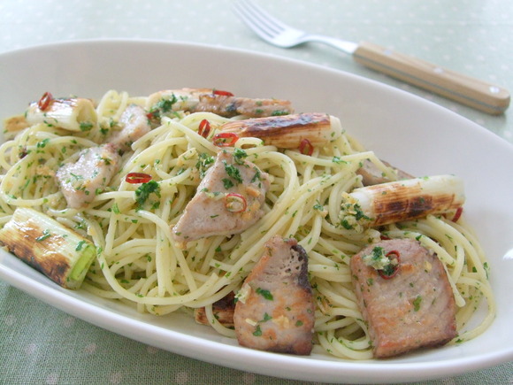 和風パスタ○やまかけカツオのたたきパスタ by BistroMitiクックパッド簡単おいしいみんなのレシピが392万品