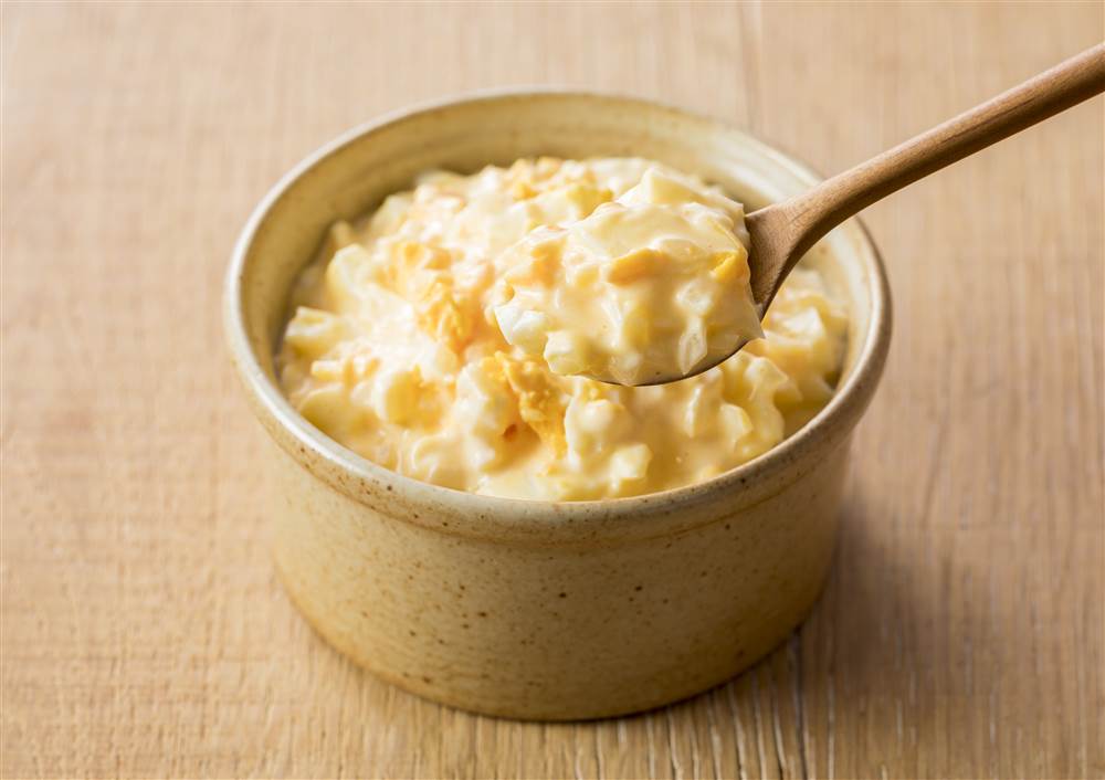 今回は、かなさまにご協力いただき、卵黄ソースで仕上げる究極のエビマヨをご紹介いただきました😊,マヨネーズのソースたっぷりのエビマヨは、晩ご飯のおかずとしても、おつまみとしても最高の１品です✨冷めても美味しいので、お弁当にもぴったり✨️こちらのレシピはマヨ＋エビのコラボに、卵黄ソース🤤まさに、究極のエビマヨです🤤🤤,@kanamama_recipe