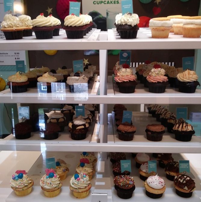 ショートケーキの作り方アメリカでも美味しく日本のケーキが作れるHow to make Strawberry short cake - YouTube