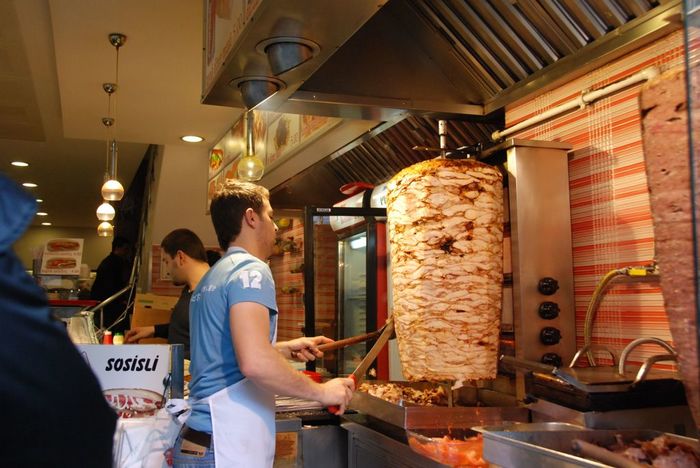 アキバ名物「スターケバブ」が屋台村展開へ－ロケット5号店跡地 - アキバ経済新聞