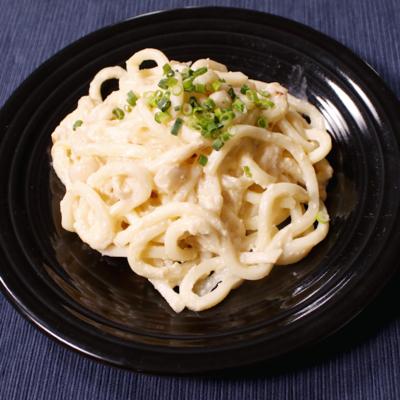 豆腐うどん 豆腐で粉をこねてるよ!