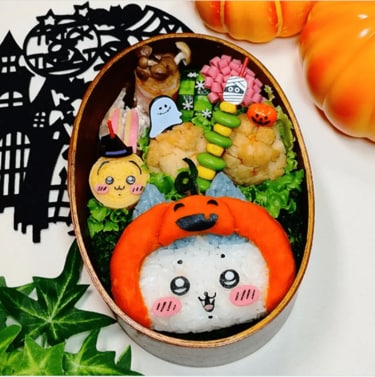 どこに焦点を合わせるか悩むちいかわ