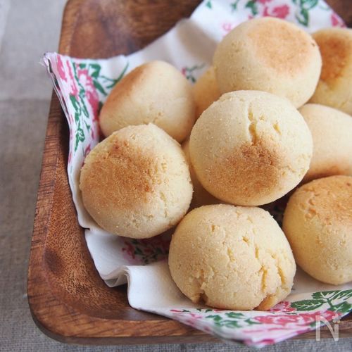 ポンデケージョの作り方 白玉粉でつ作る、混ぜるだけで簡単グルテンフリーパン。Pon de Queijo