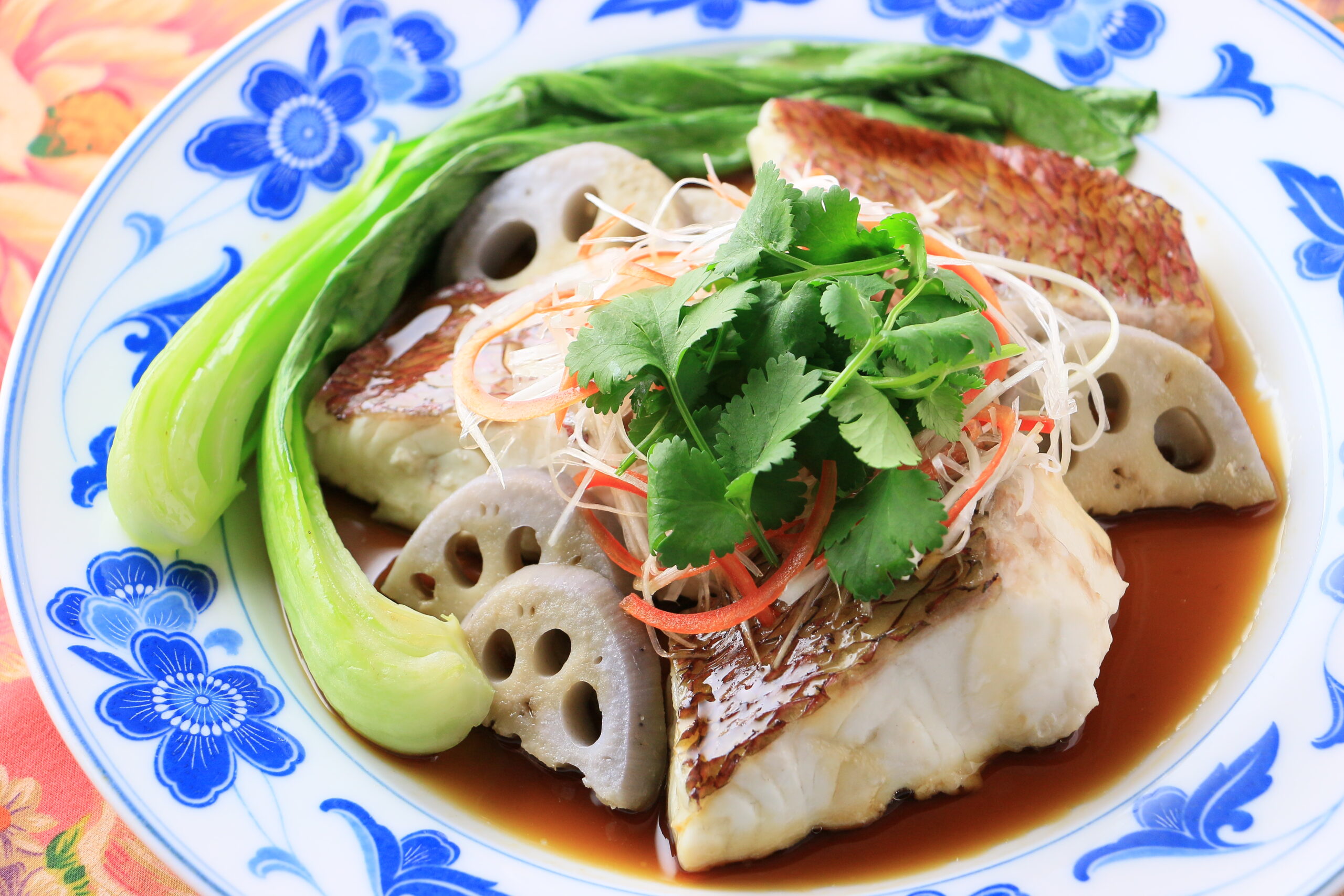 清蒸鮮魚 広東料理の定番を家で再現！白身魚があればすぐできるレシピ