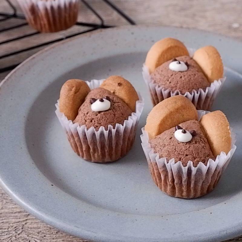 バレンタインに向けて手作りカップケーキを作りました💖 意外と簡単にできました *^-^* 古賀未結希 こがみゆき 旦那置いて世界一周中🌎