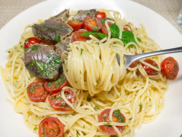 鰹のたたきと春菊のジェノベーゼパスタ MAPITEESnapdish スナップディッシュID:m1rSya