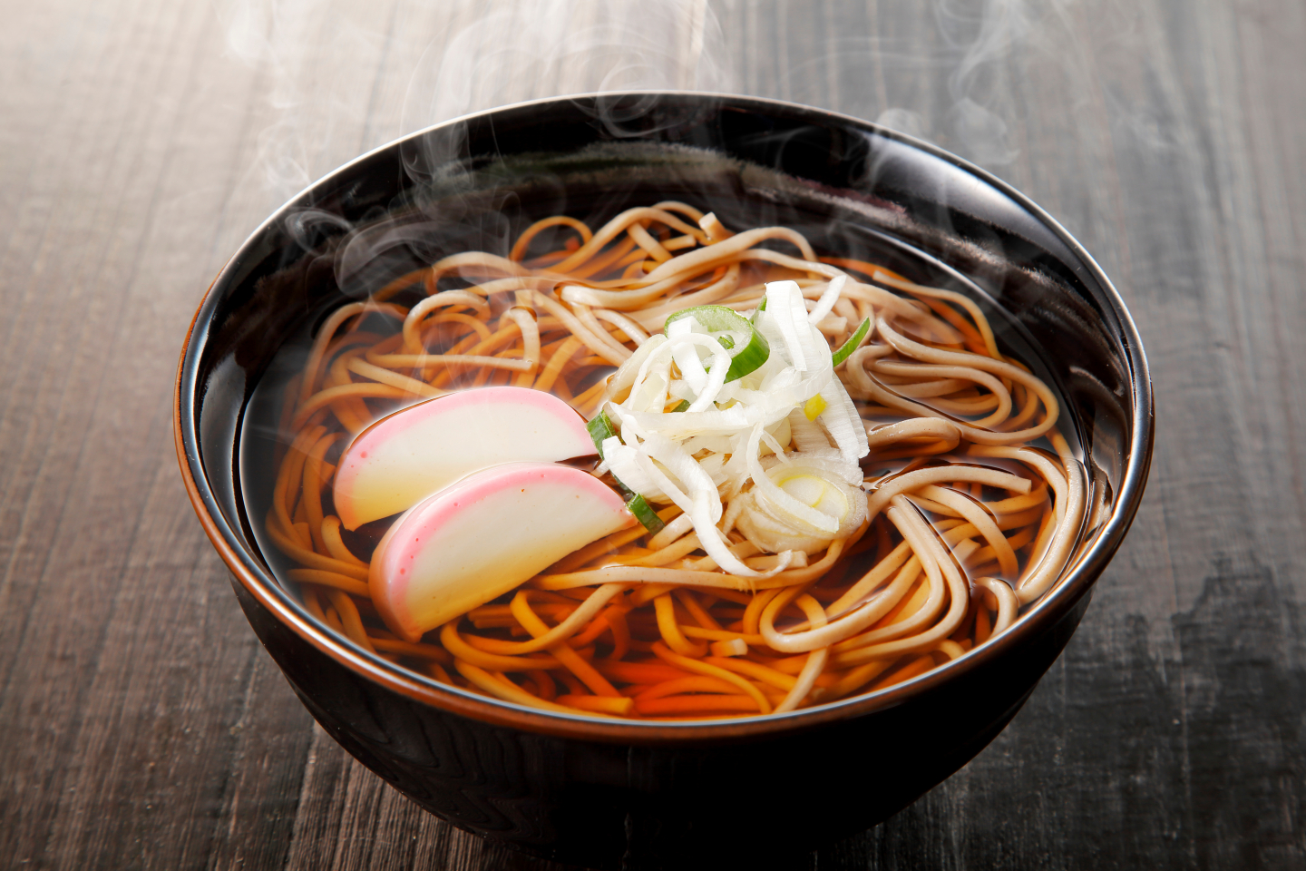 刺身とそばの相性がいい『鯛茶漬け風そば』