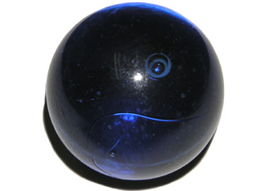 ぬれたビー玉をリンクに置け‼️ いつ破れるか分からないハラハラ感がたまらない‼️ ギリギリアイスゲームボードゲームおもちゃギリギリアイスゲームboardgamestoy