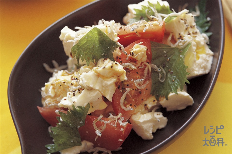 「炒め豚肉とおろしのぶっかけうどん」の献立