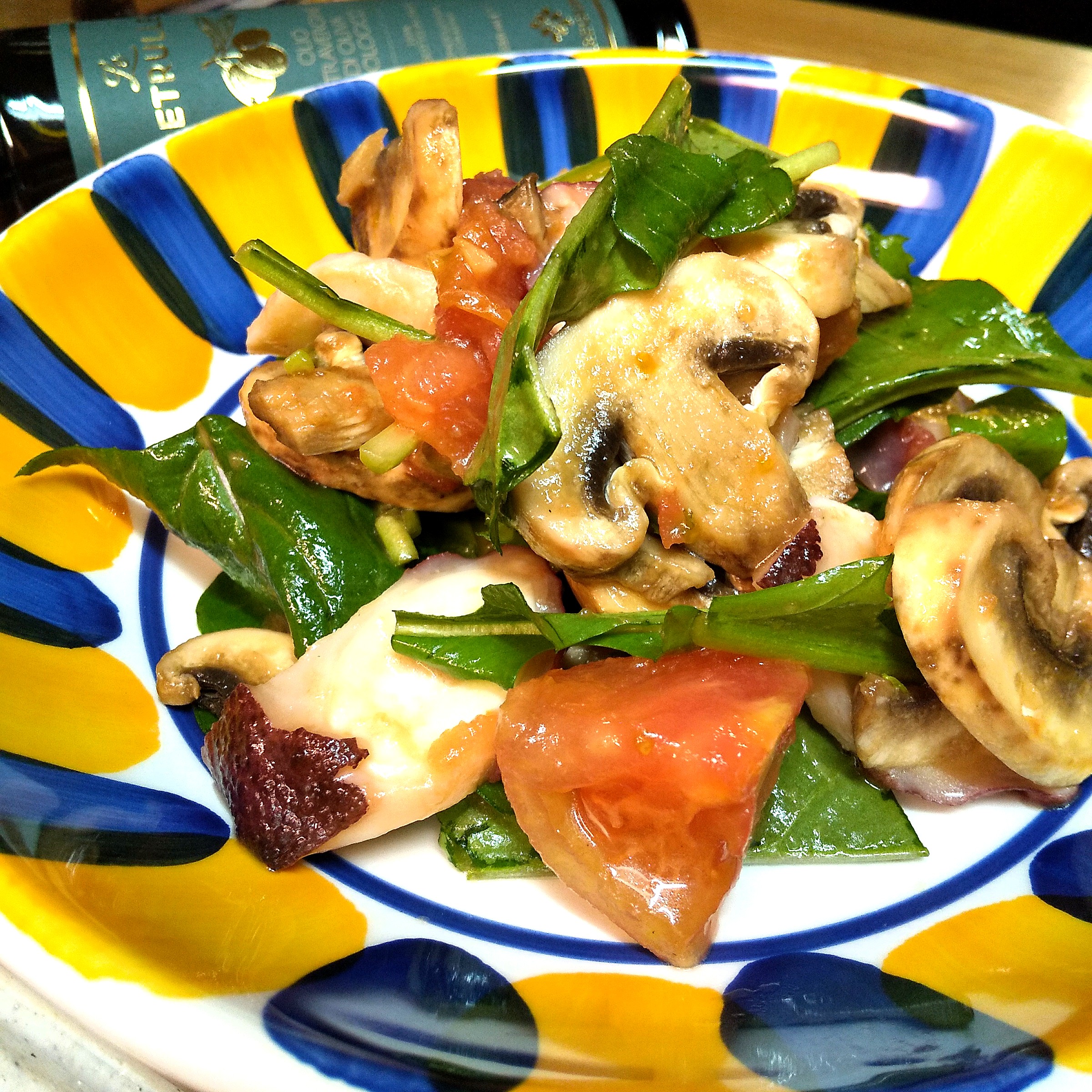 クレーの食卓」から、シャンピニオンのサラダA.diary ほっと一息おうちバル