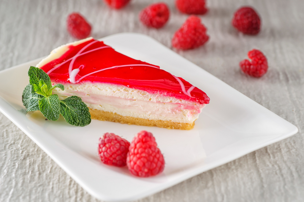 スイーツ写真の撮り方⑥﻿ 今日のお悩みは﻿ 「パウンドケーキの写真が﻿ ワンパターンになってしまう 」﻿ というもの✍️﻿ ﻿たしかに、よく作るお菓子だと﻿ 同じ構図になりがちですよね 💭﻿ ﻿ 煮詰まってしまった方へ﻿ ヒントになれば嬉しいです。﻿ ﻿﻿ ﻿こんな世の中に