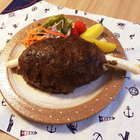 簡単レシピ スペアリブで漫画のような『マンモス肉』の作り方男飯