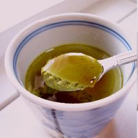 材料4つ 混ぜて冷やすだけ！パックそのまま抹茶プリン作り方！syun cooking