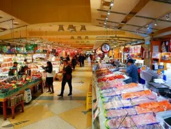 NY便り なんと駅の中にコートが! NY「グランドセントラル駅」にある超高級テニスクラブは破格