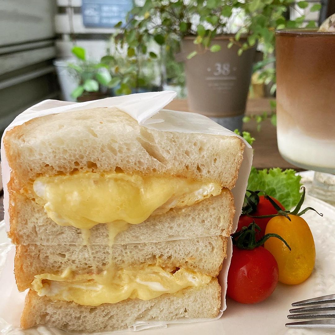 お弁当にもぴったり!卵焼きサンドイッチの作り方