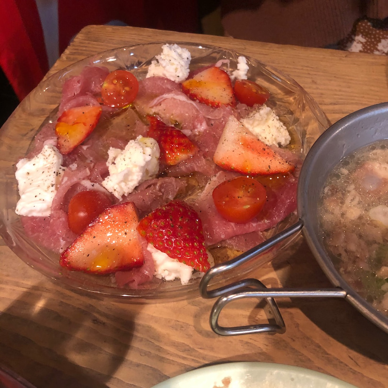 いちごと生ハムのカプレーゼ 作り方TikTok