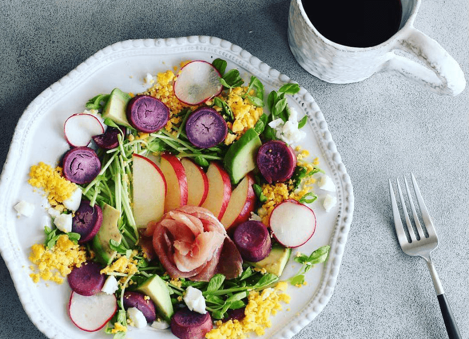 シャキシャキさっぱり「千切り野菜の巣ごもりサラダ」林久右衛門商店