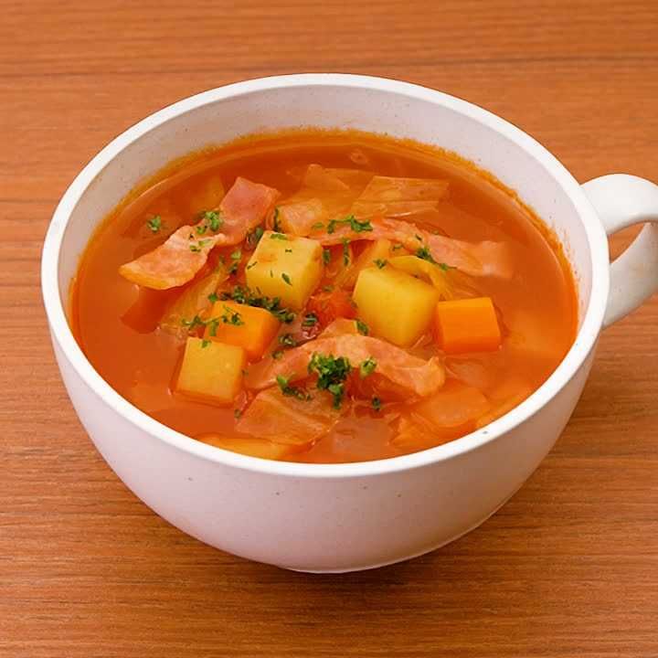 さっぱりとした味わい♪ トマト缶の冷製スープ