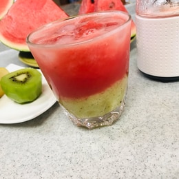 人気1位まとめ！スイカジュースレシピ絶品・殿堂入り20選クックパッドつくれぽ1000クーカイ-Cookai