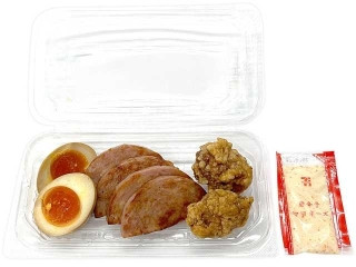 実食 ファミリーマートのチーズと相性抜群の甘辛い揚げ鶏を食べてみました!! いぬきち- エキスパート - Yahoo!ニュース
