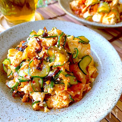 居酒屋風で激ウマ！ レンジでたった２分でできるカリカリジャコで『やみつき無限豆腐』の作り方 - てぬキッチン