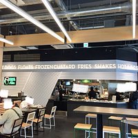 御殿場プレミアムアウトレットフードバザー クチコミ・アクセス・周辺情報御殿場 - フォートラベル