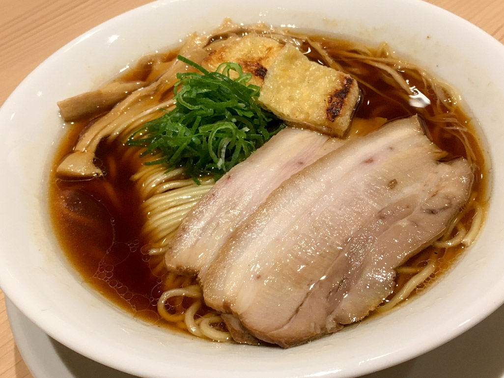 ラーメン美味しそうに食べるでしょ🍜❔, ラーメン大好きなんだ〜♡週5で食べるよ〜♡