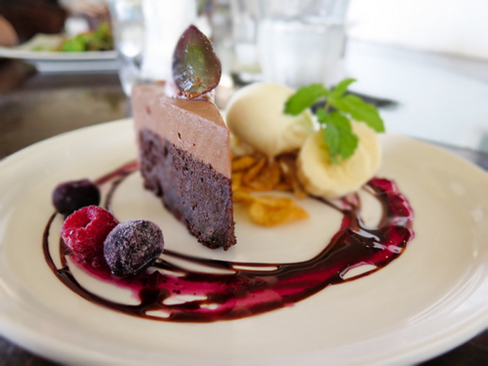 ロールケーキの盛り付け方やアレンジ 市販をデコレーション 簡単でおしゃれに☆Shia Hadzuki blog