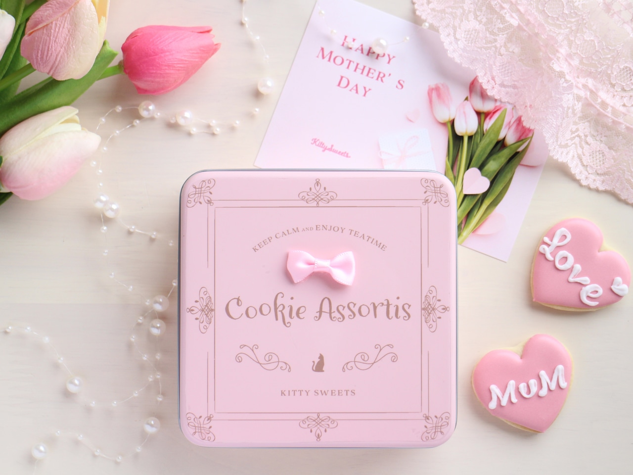 弘前公園の桜をモチーフにした春色スイーツが誕生! その名も「弘前桜物語」 同一の名前で、各店の菓子職人のアイディアと技が光る創作菓子職人。ぜひこの機会に弘前の桜スイーツをお楽しみください。弘前さくらまつり弘前桜物語ヒロサキカシクミアイ