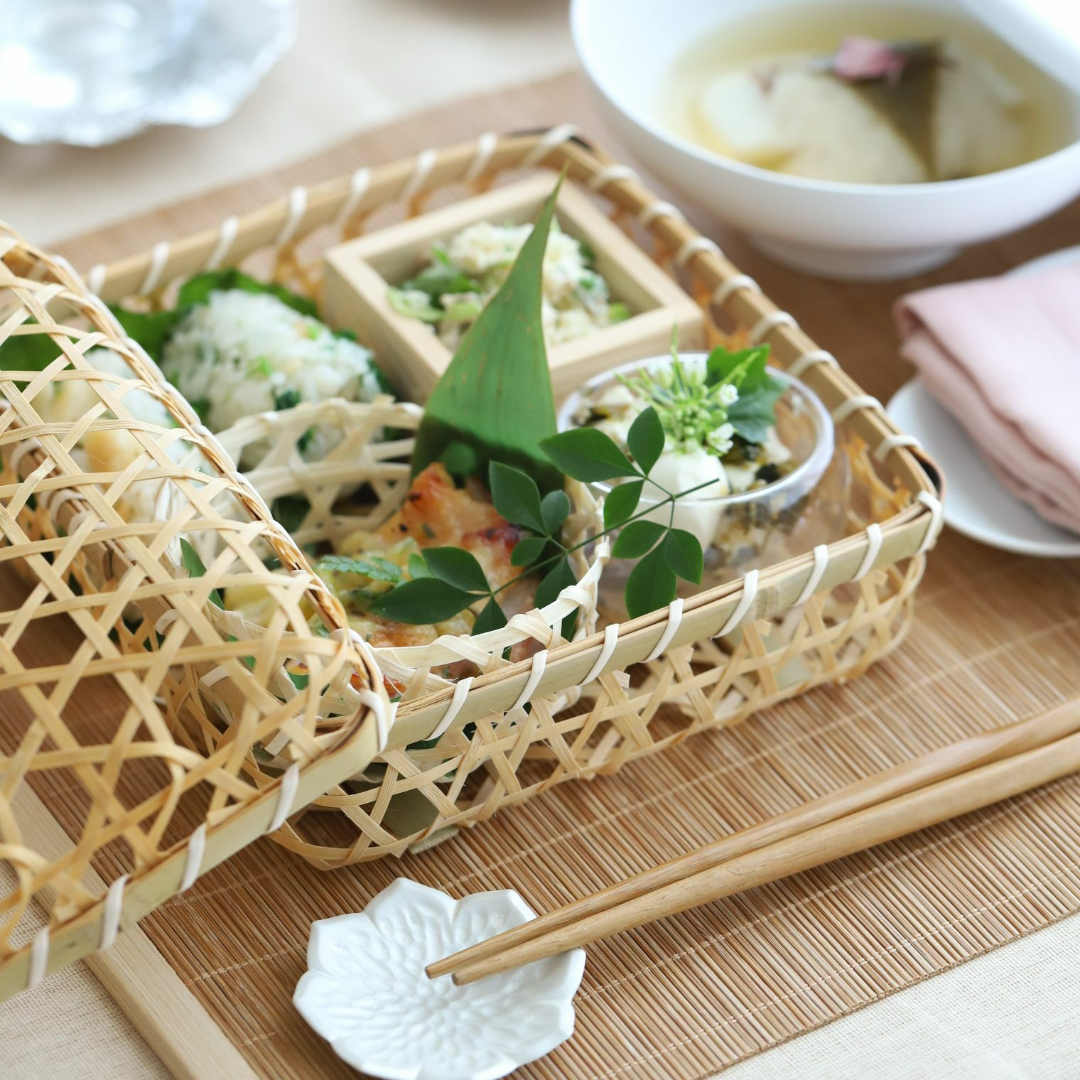 栗原はるみ すす竹 かご 弁当箱 ダイソーの新お弁当箱レビュー🍱