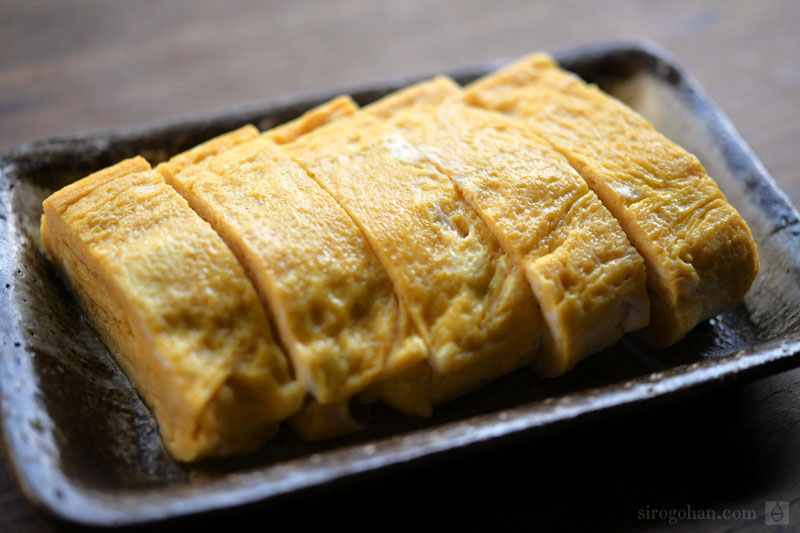 かつおと昆布のだしで作る 関西風だし巻き玉子