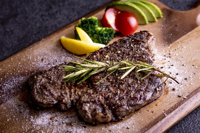 ロピアで買った「サーロインステーキ肉」が美味しかった&「そしてこの日はうどんでした」 : SAKE TO RYOURI Powered byライブドアブログ