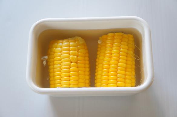 とうもろこしはフライパンで茹でるのが正解でした!加熱1時間後、〇〇茹でと比較したらねROOMIE ルーミー