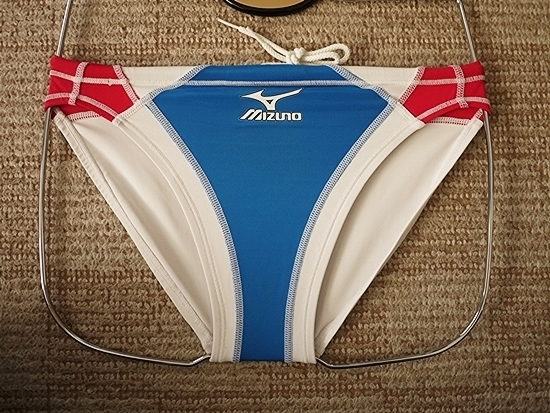 Do you like white swimsuits?競パンガチムチ競パン男子競パンフェチ競パン野郎