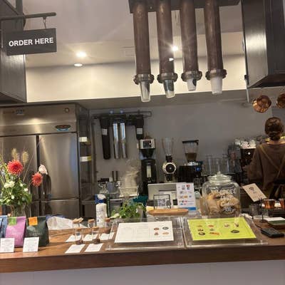 池袋・要町「ALL SEASONS COFFEE池袋店（オールシーズンズコーヒー）」〜プリンが人気の自家焙煎カフェの2号店〜